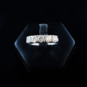 Anello 5 diamanti